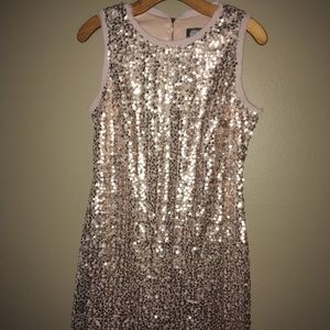 Vince Camuto Rose Gold SEQUIN Dress 10